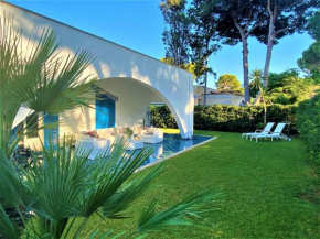 Luxury Villa just 50 mt from the beach